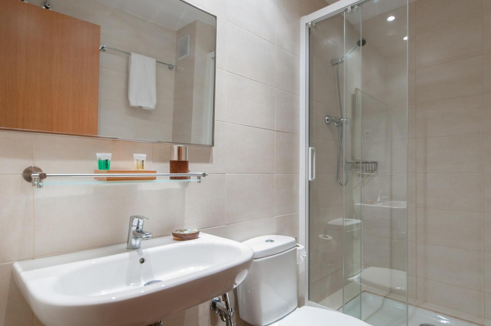 Pelayo Deluxe Apartments บาร์เซโลนา ห้อง รูปภาพ
