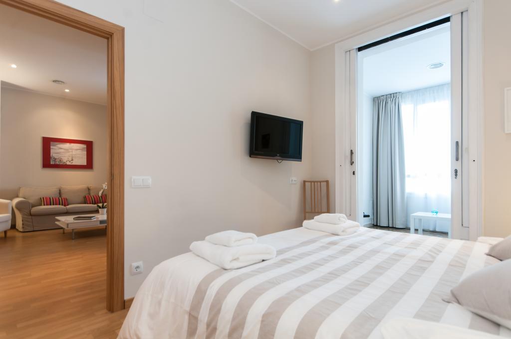 Pelayo Deluxe Apartments บาร์เซโลนา ห้อง รูปภาพ