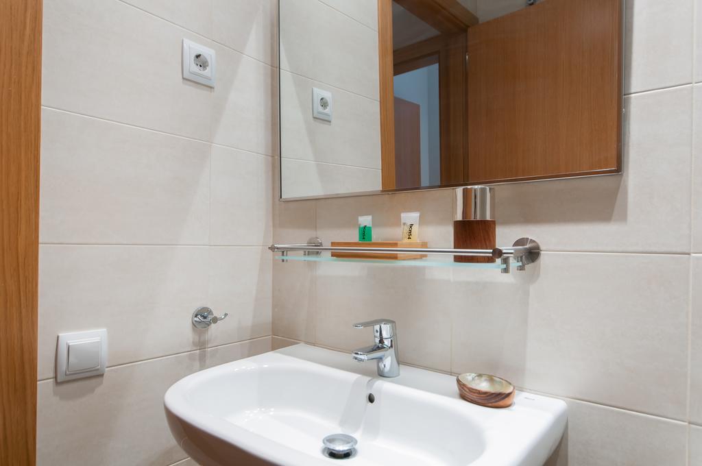 Pelayo Deluxe Apartments บาร์เซโลนา ห้อง รูปภาพ