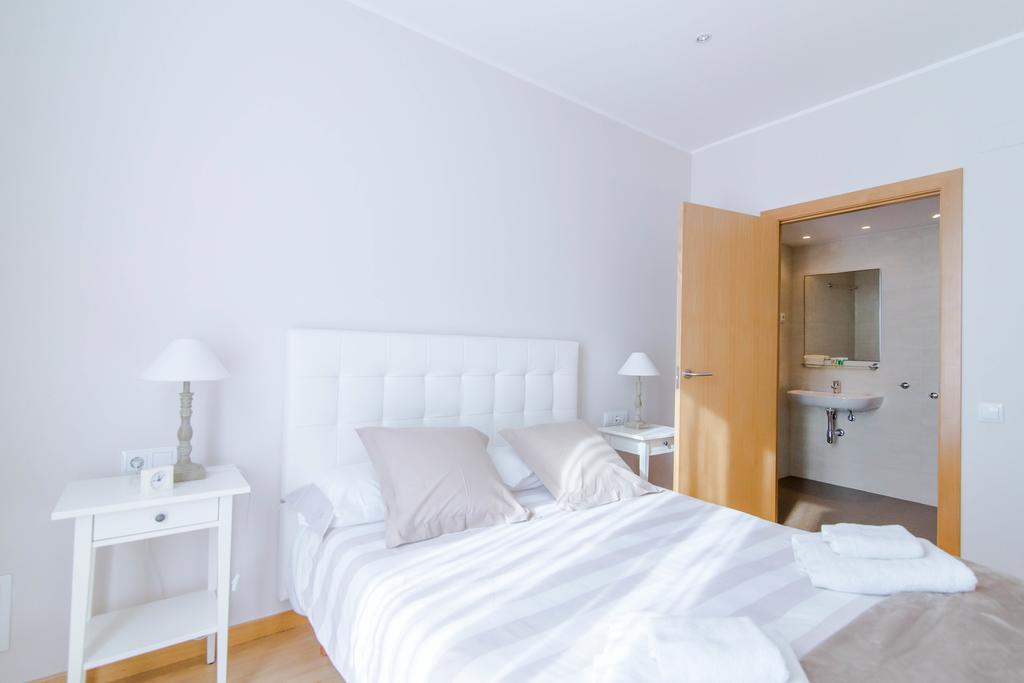Pelayo Deluxe Apartments บาร์เซโลนา ภายนอก รูปภาพ