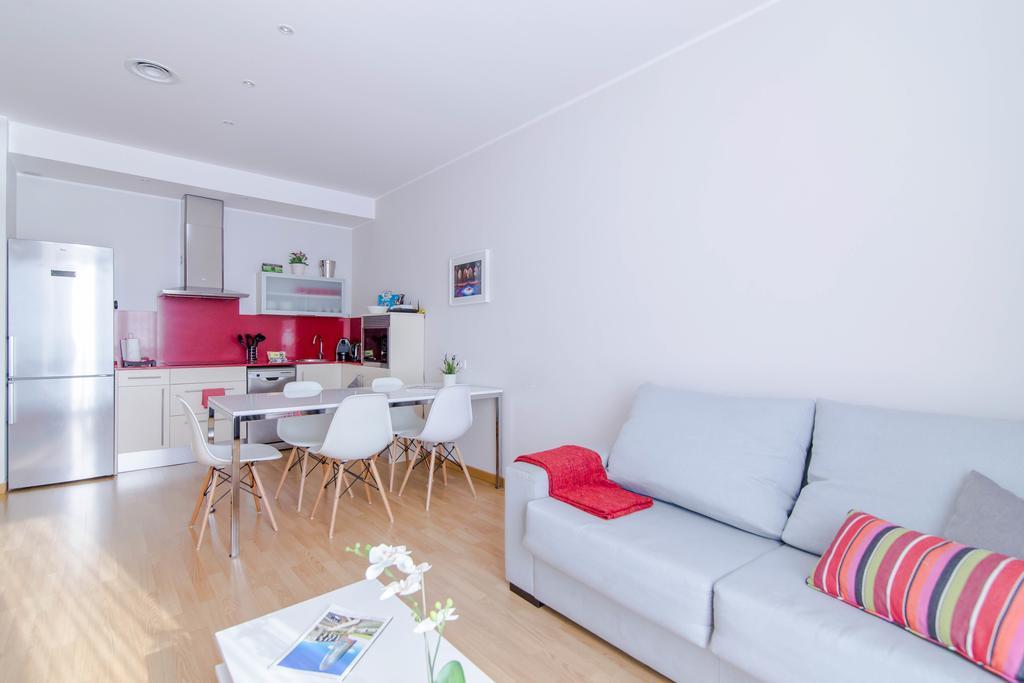 Pelayo Deluxe Apartments บาร์เซโลนา ภายนอก รูปภาพ